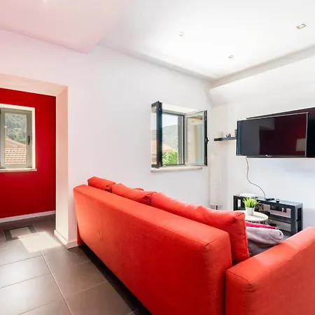 Apartamento Casa Dos Mouros - 2 Quartos E Cozinha - Serra Da Estrela - Loriga